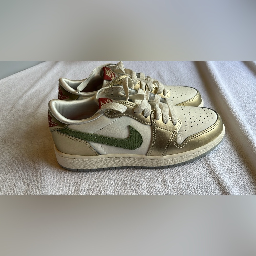 “Year of the Dragon” Jordan 1 retro low shoes